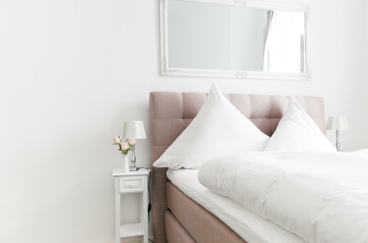 Droy By Rockchair Apartments L Superhost Status L 2 Bedroom Boxspringbeds Next To Center "Kurfuerstendamm" - Cozy Family & Business Flair Welcomes You! Berlin Exterior photo